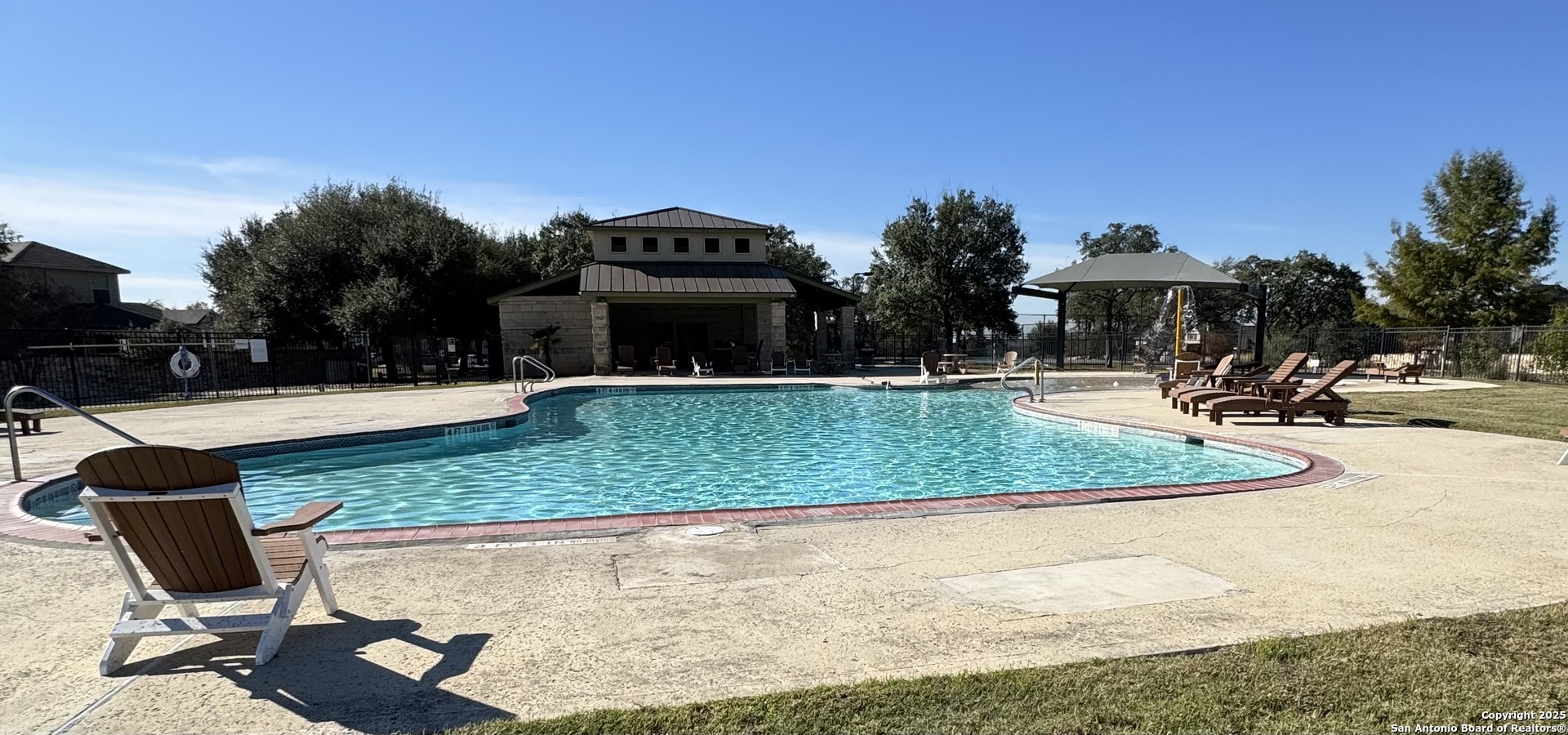 property viewer photo 53