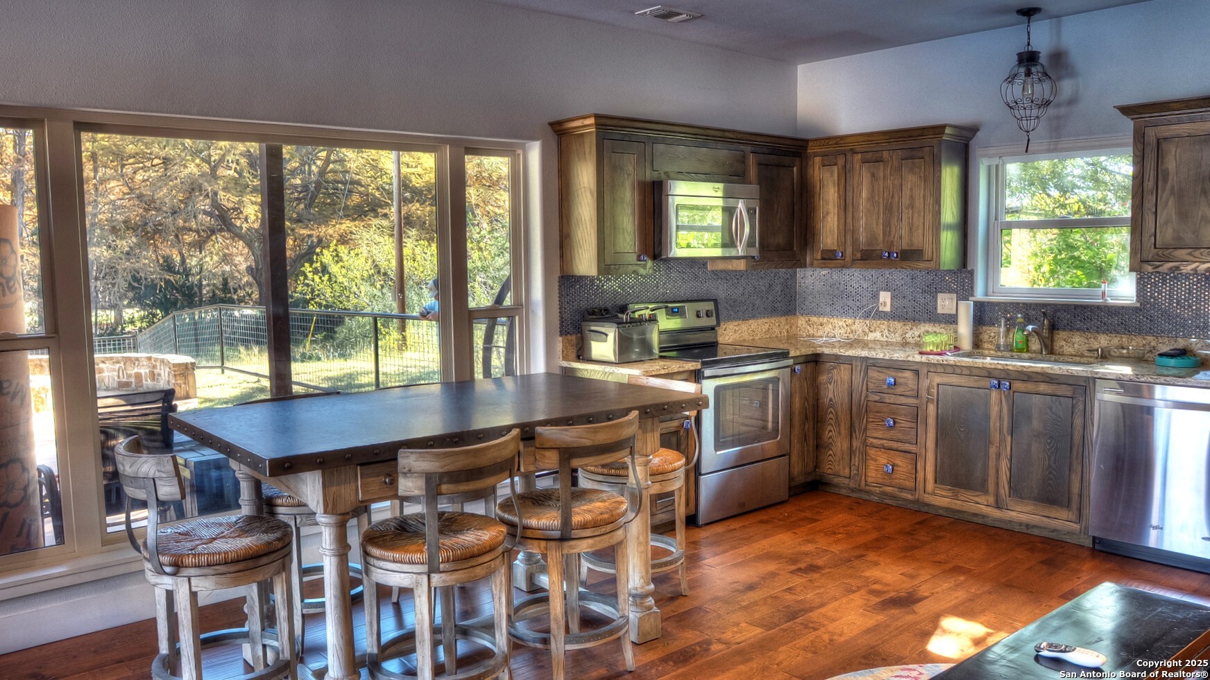 main property photo 70