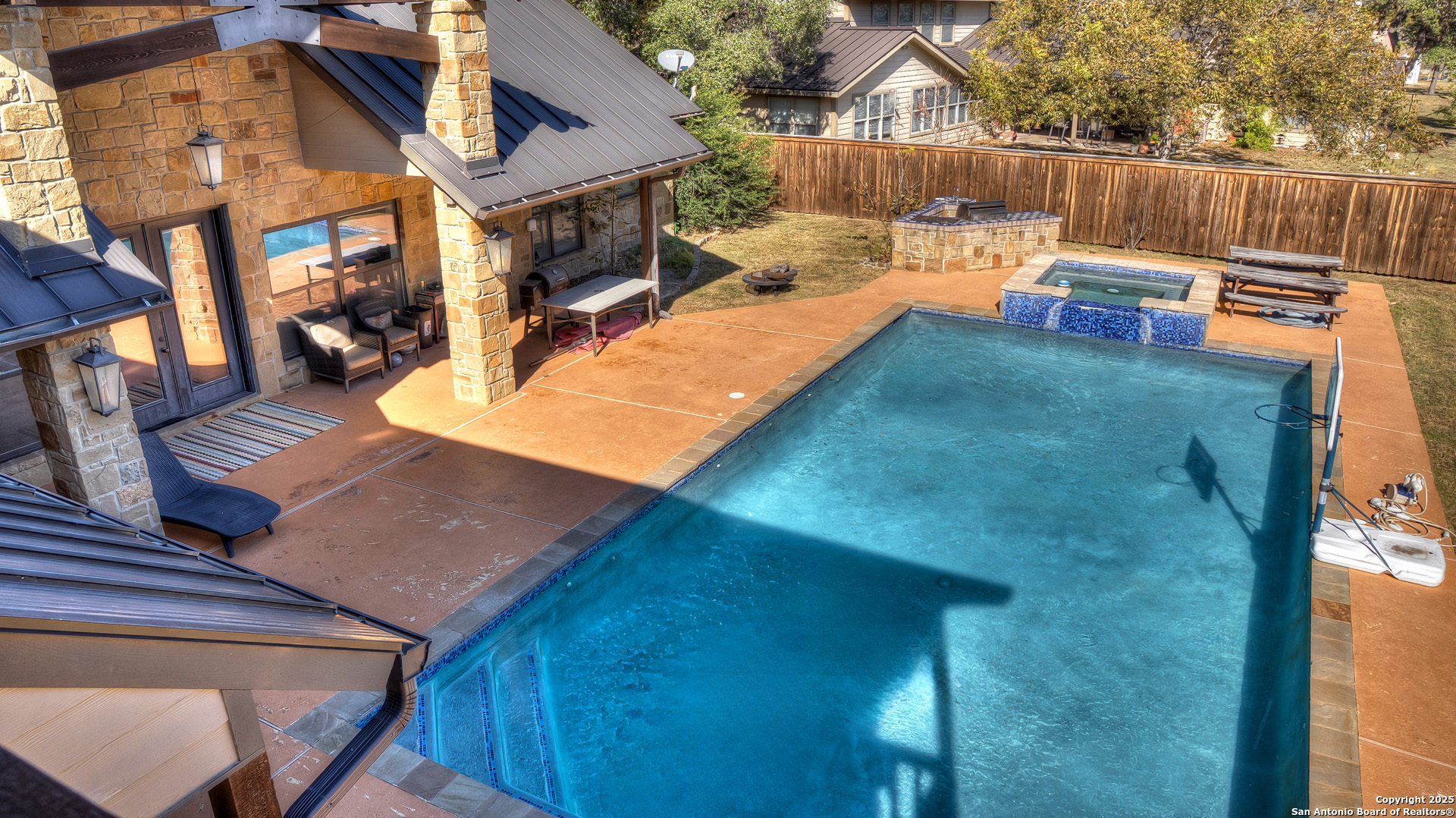main property photo 80
