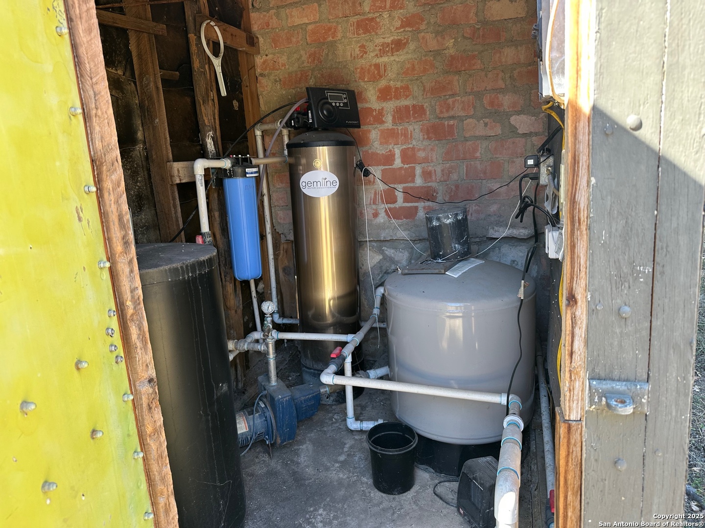 main property photo 85