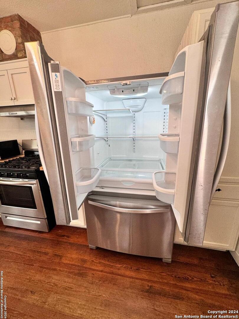 property viewer photo 10