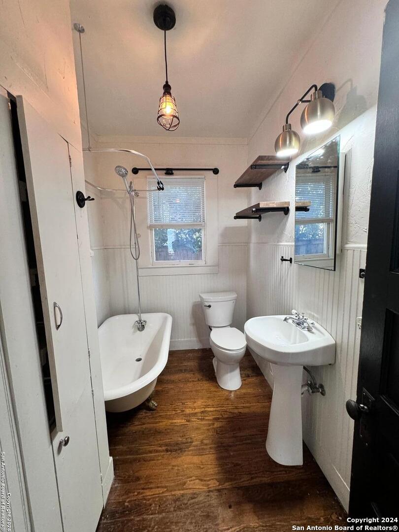 property viewer photo 5