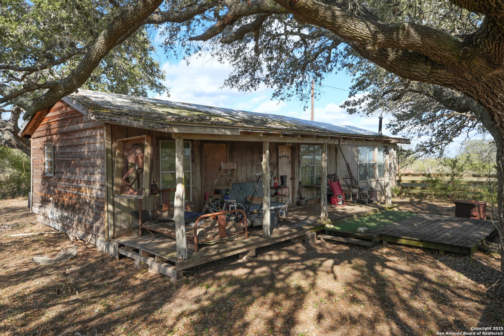 main property photo 5