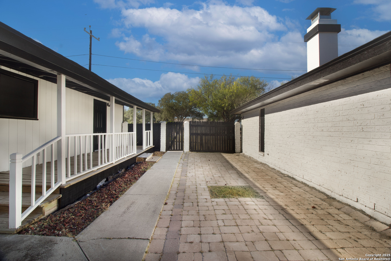 property viewer photo 24
