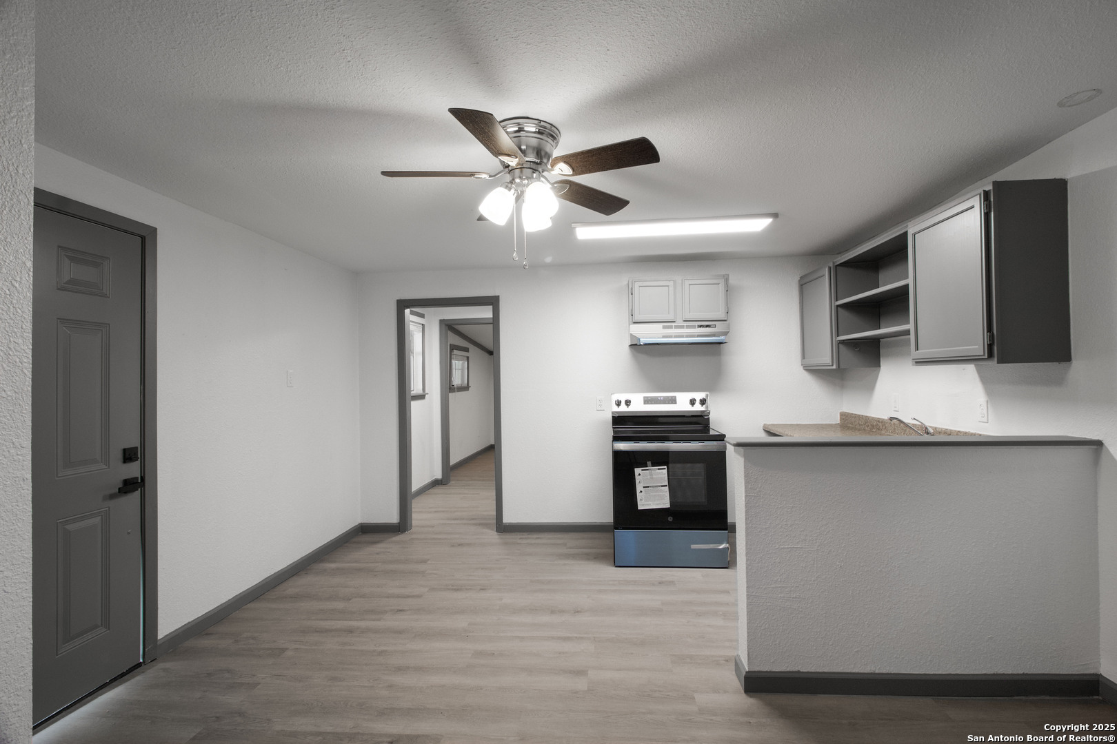 property viewer photo 26