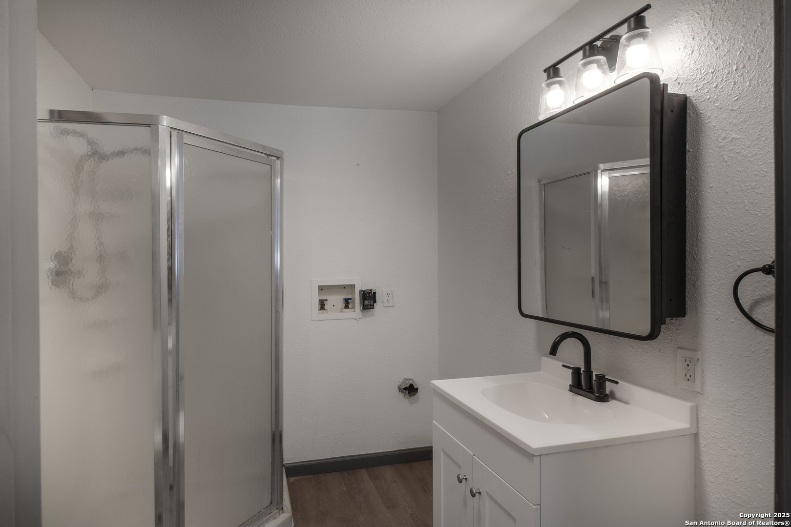 property viewer photo 28