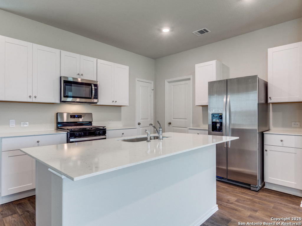 property viewer photo 4