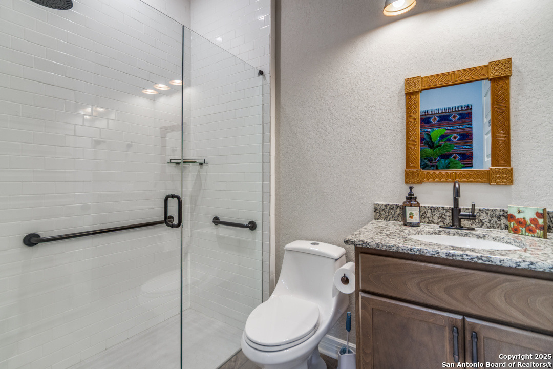 property viewer photo 18