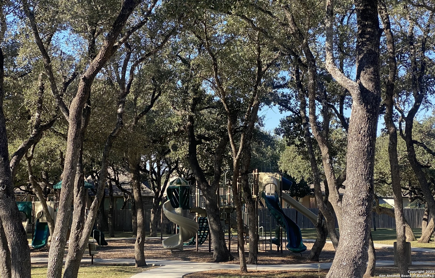 property viewer photo 29