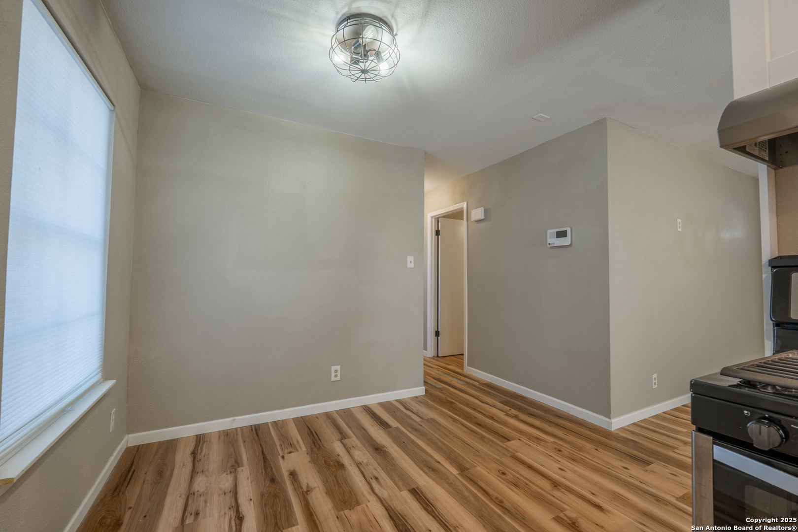 property viewer photo 21