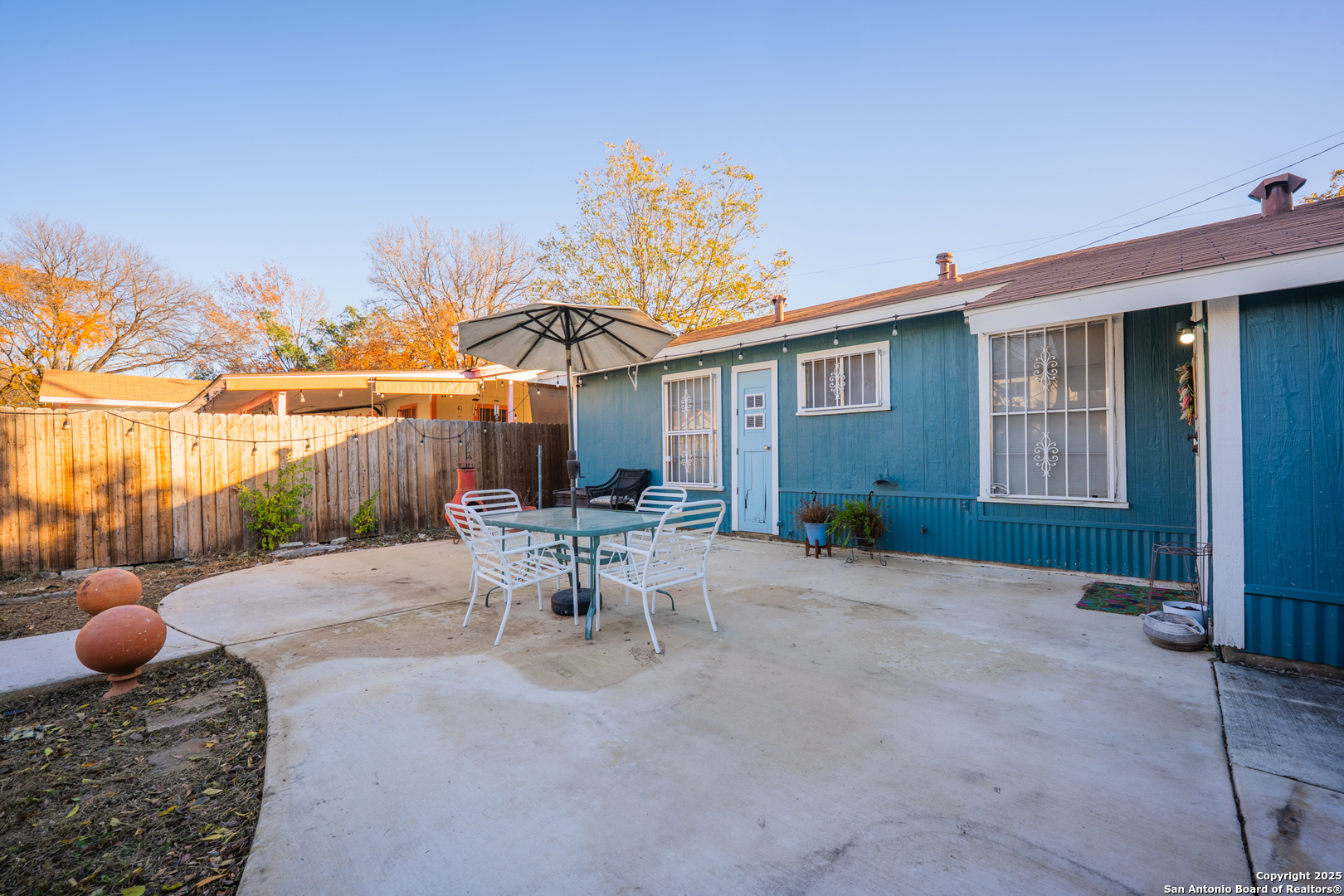 property viewer photo 33