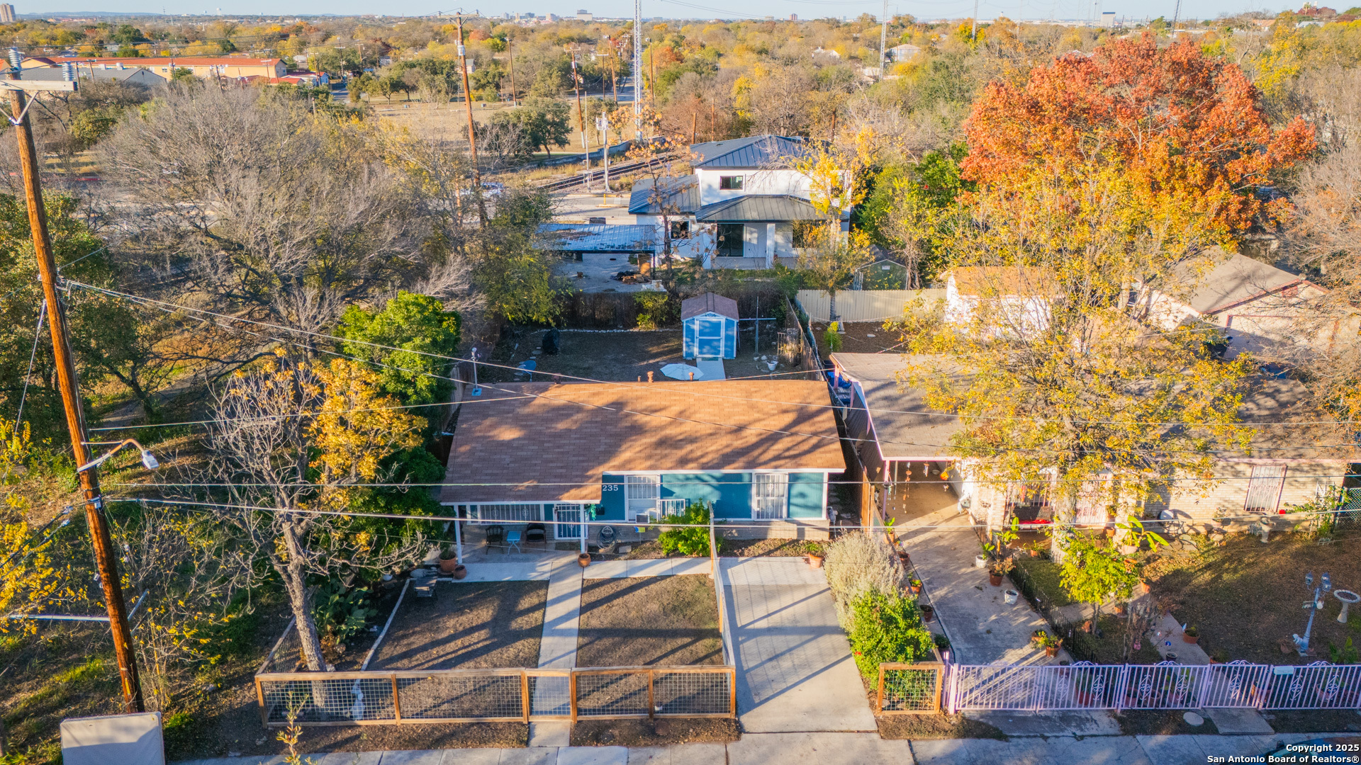 property viewer photo 36