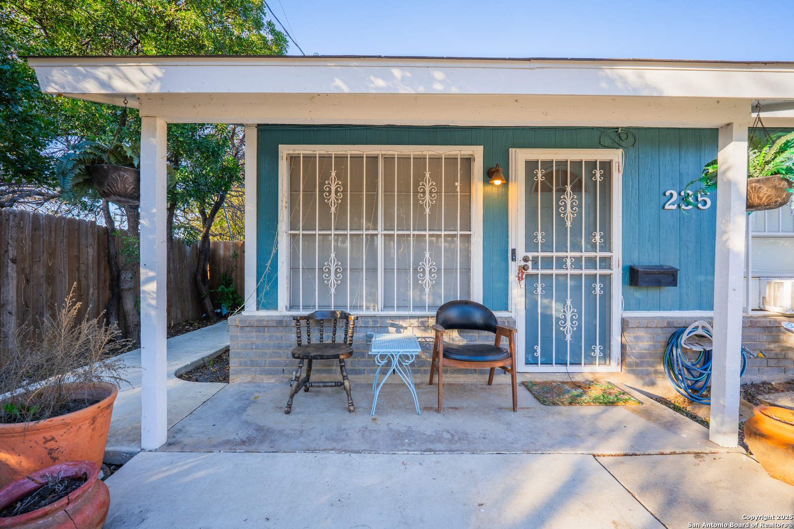 property viewer photo 4