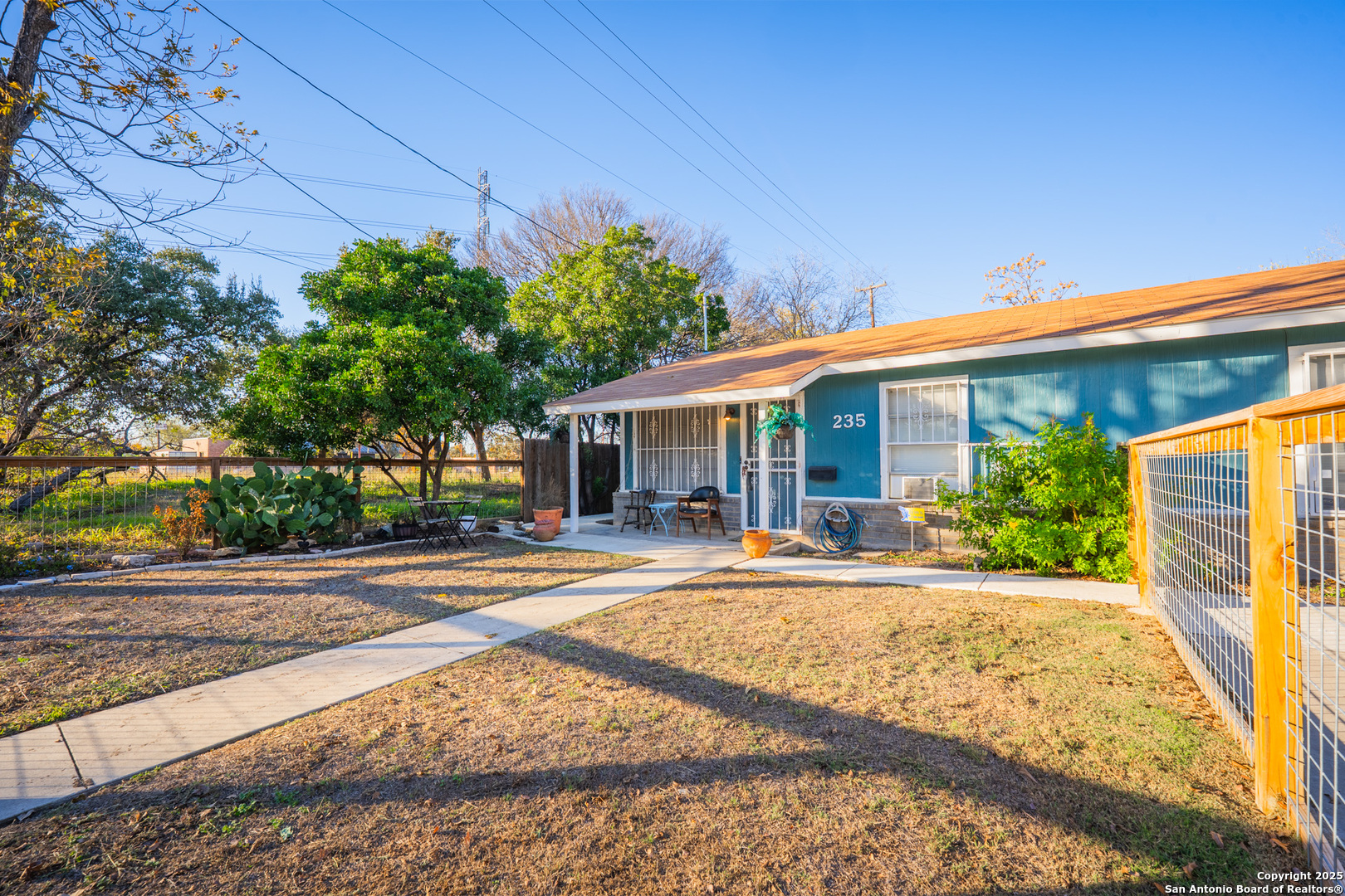 property viewer photo 6