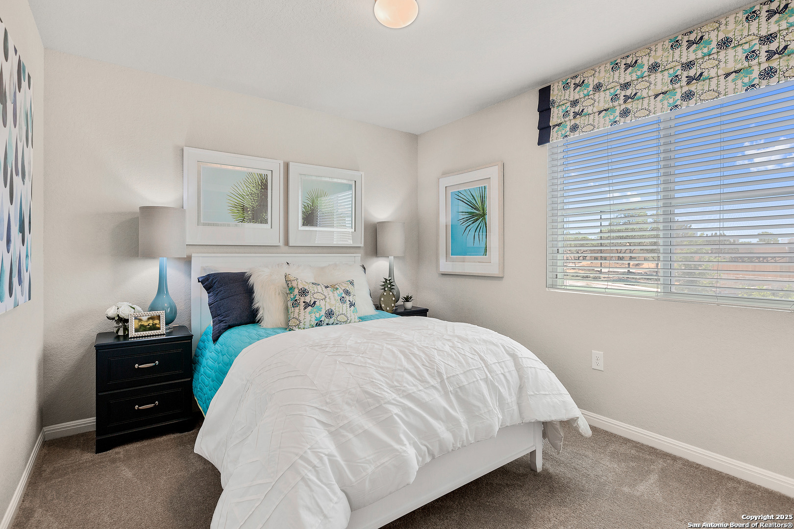 property viewer photo 12