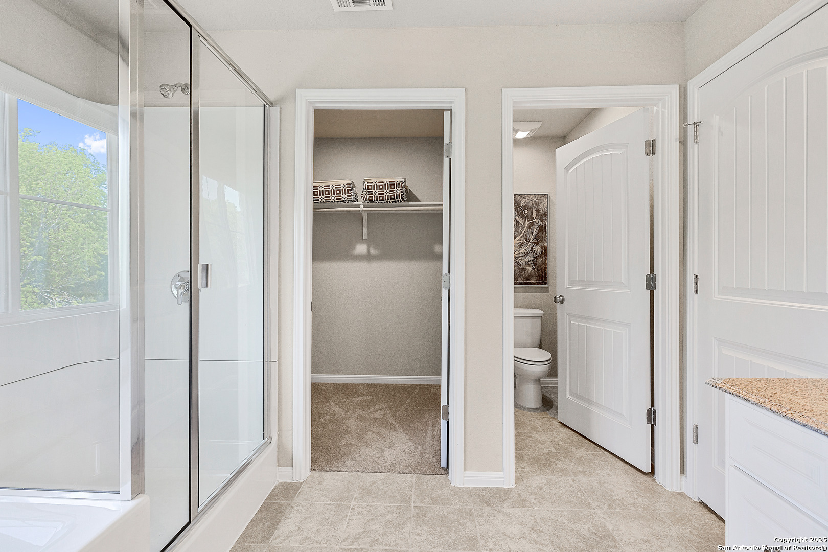 property viewer photo 14