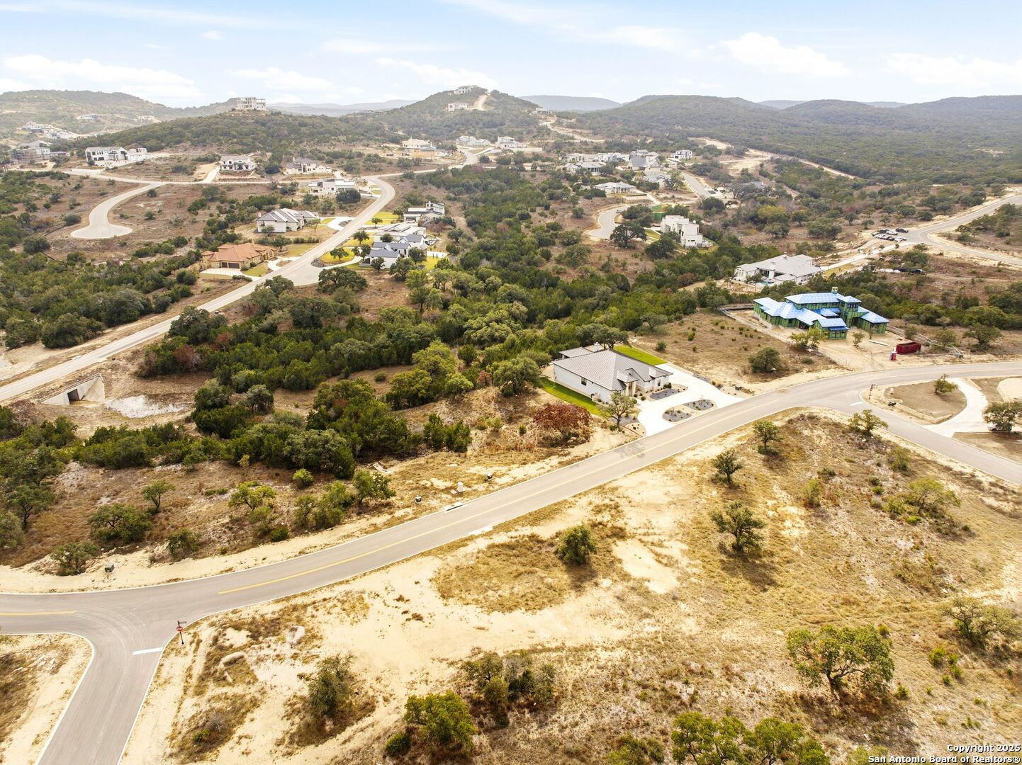 main property photo 10