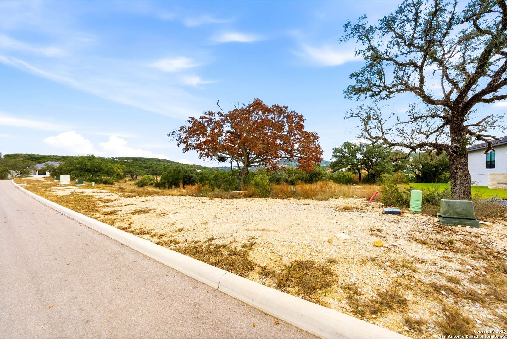 main property photo 19