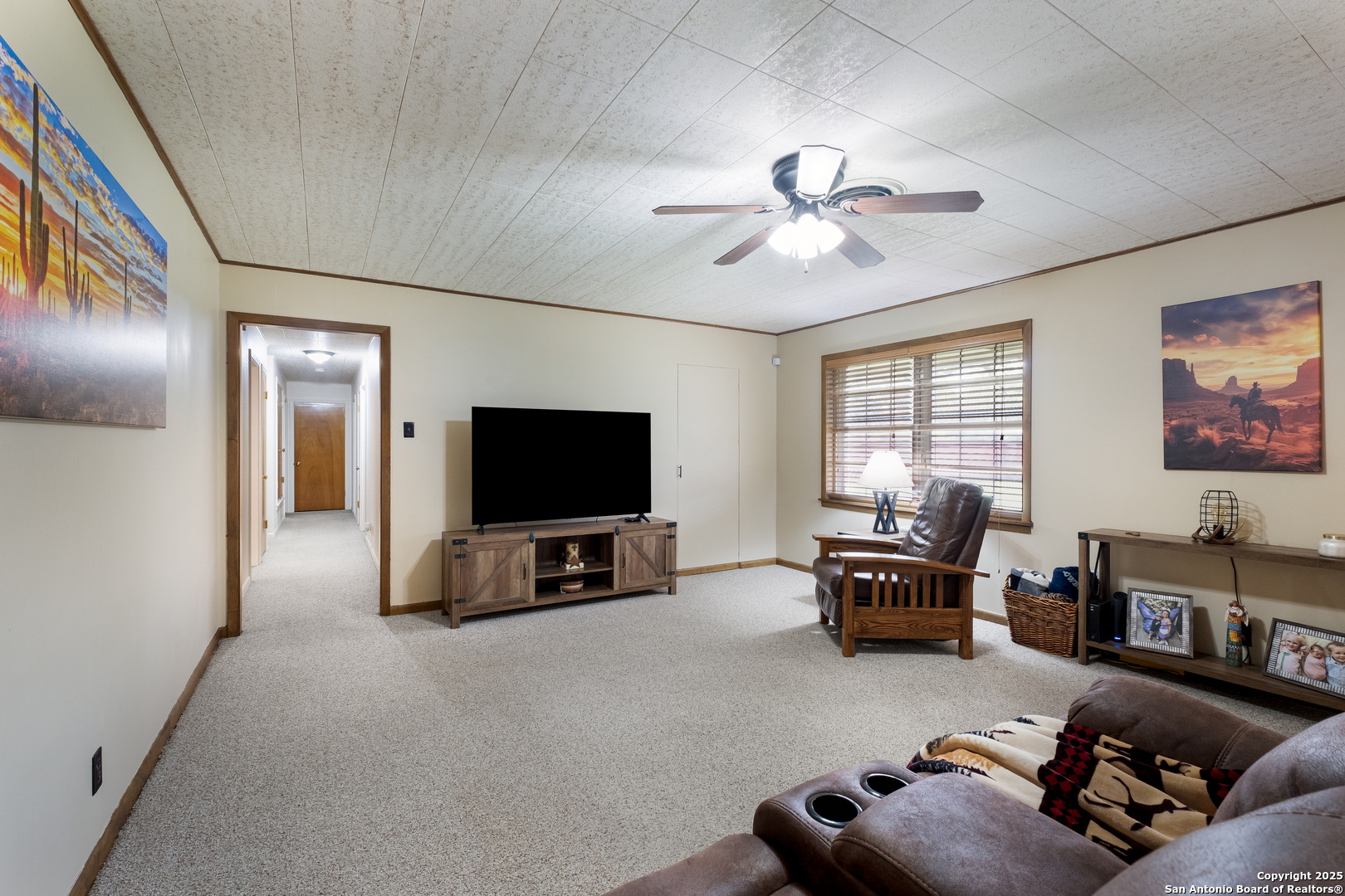 property viewer photo 1
