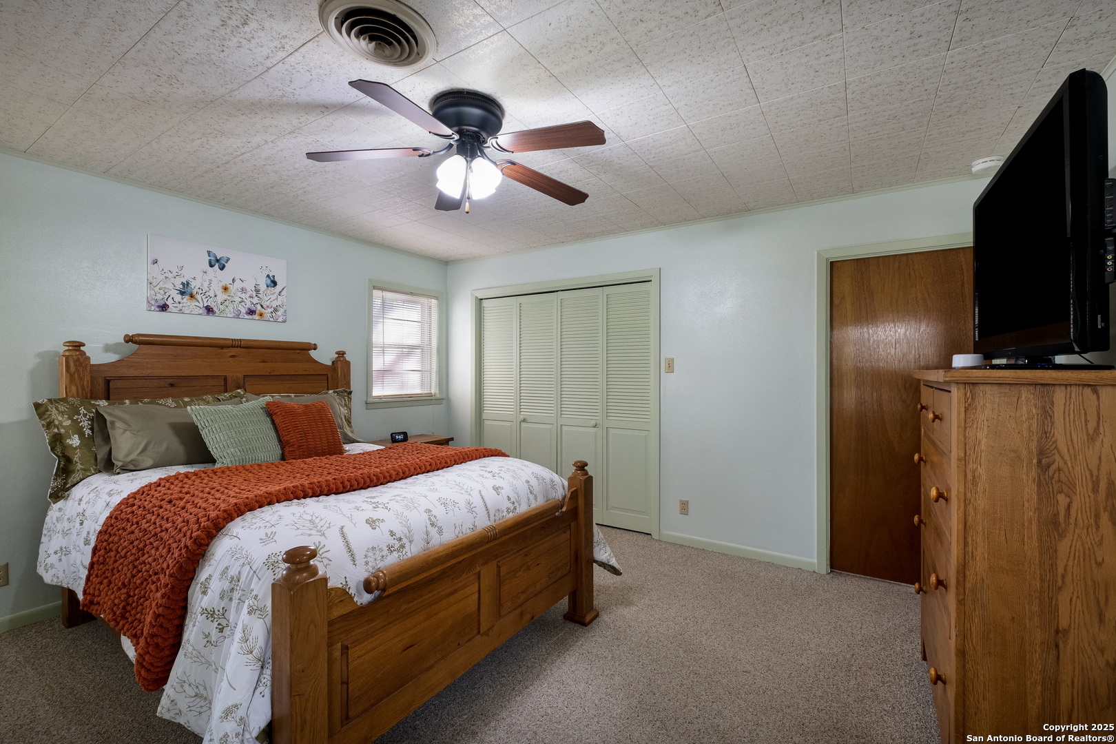 property viewer photo 8