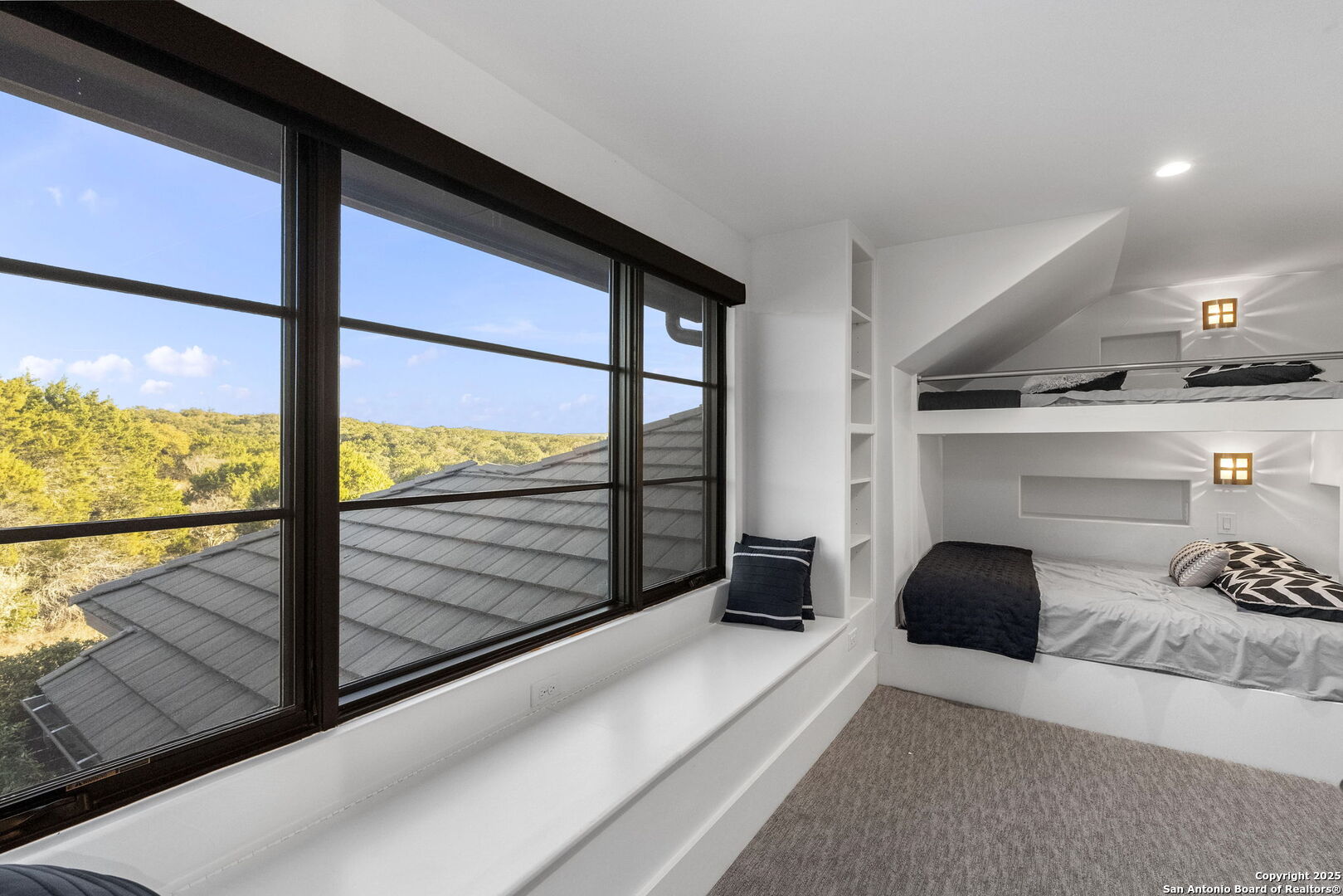 main property photo 59