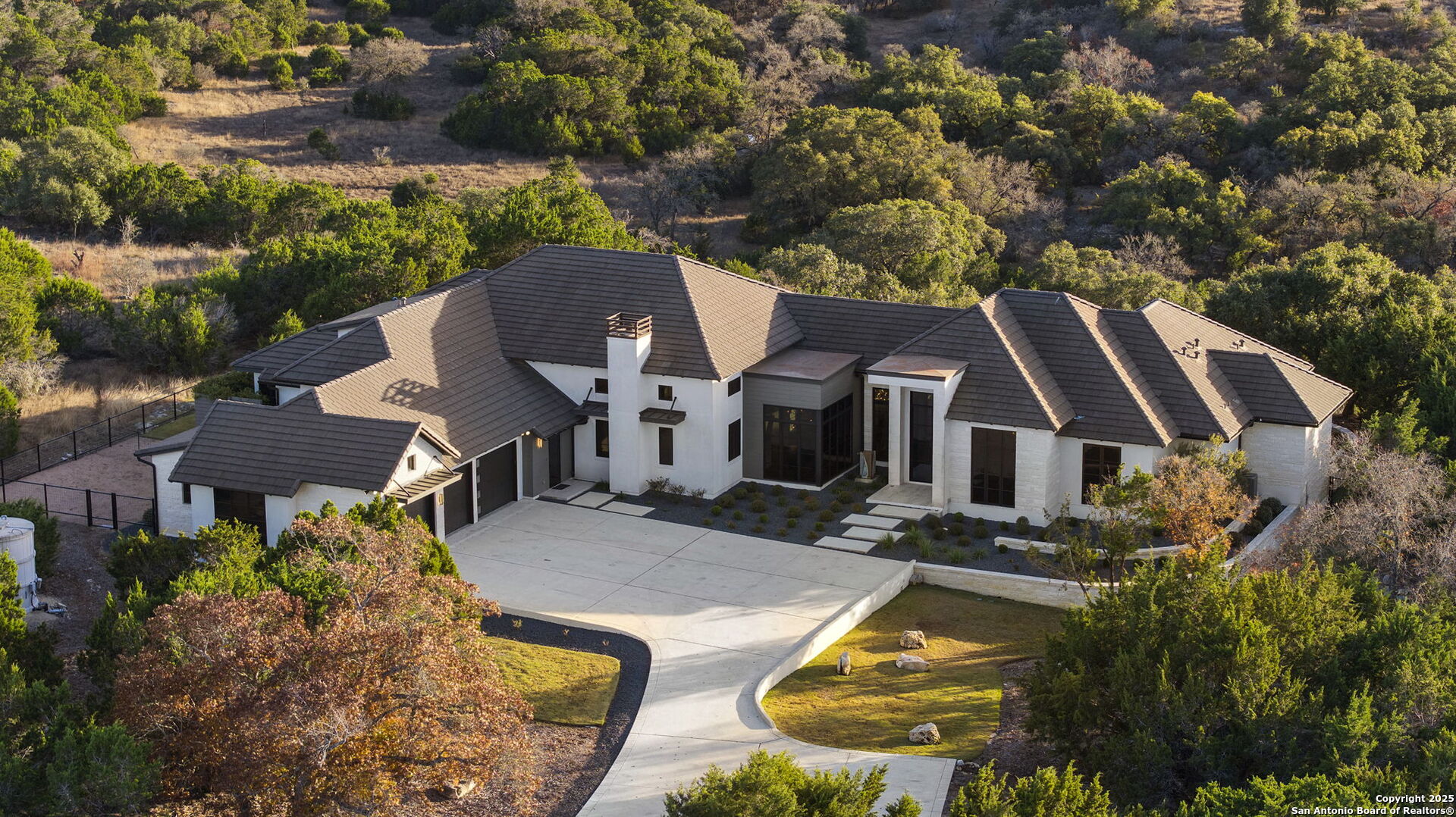 main property photo 76