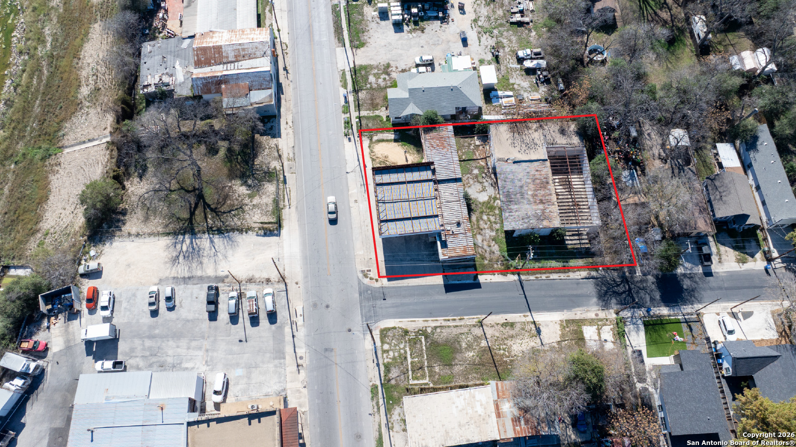 main property photo 9