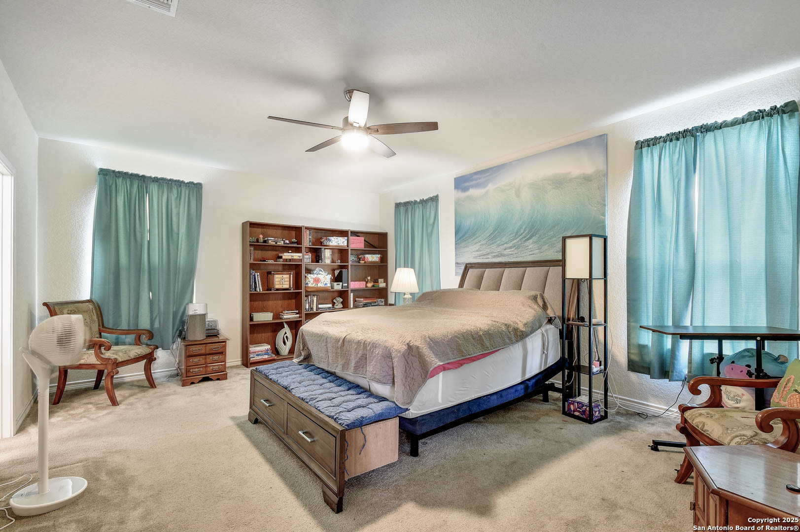 main property photo 12