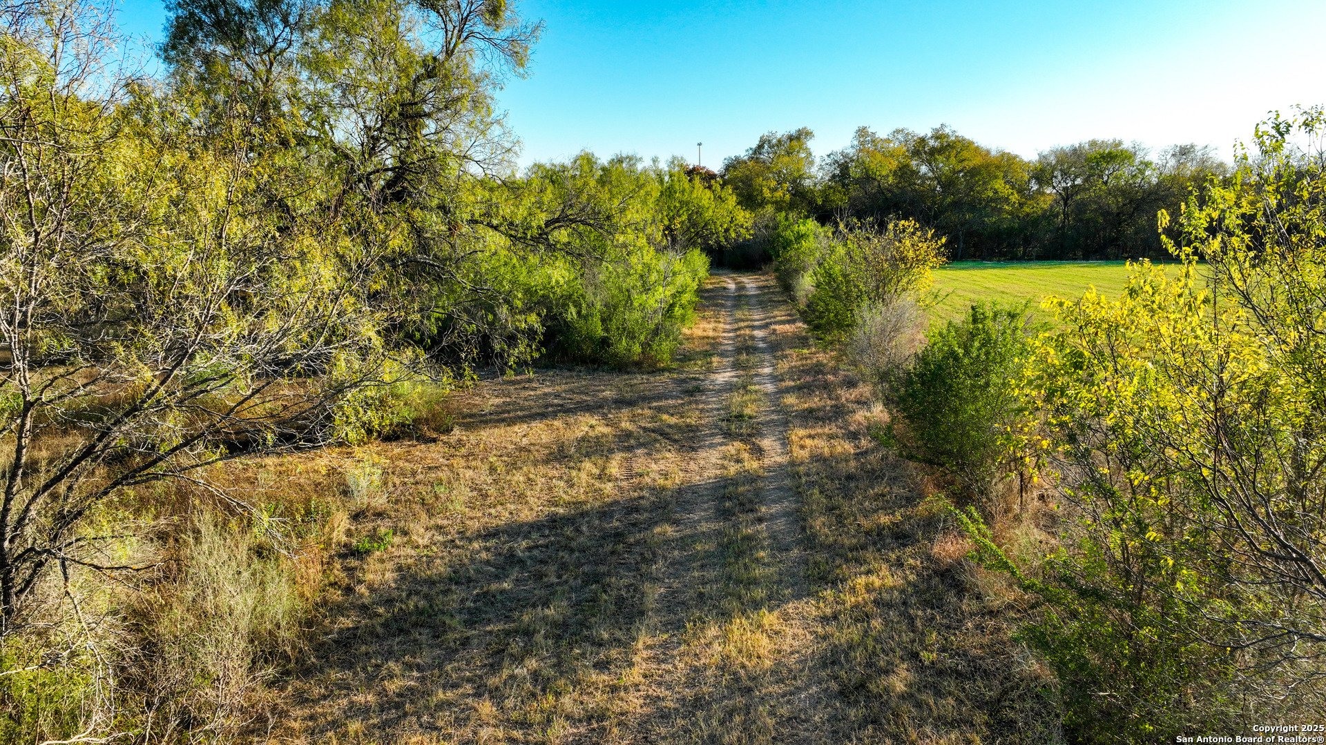main property photo 16