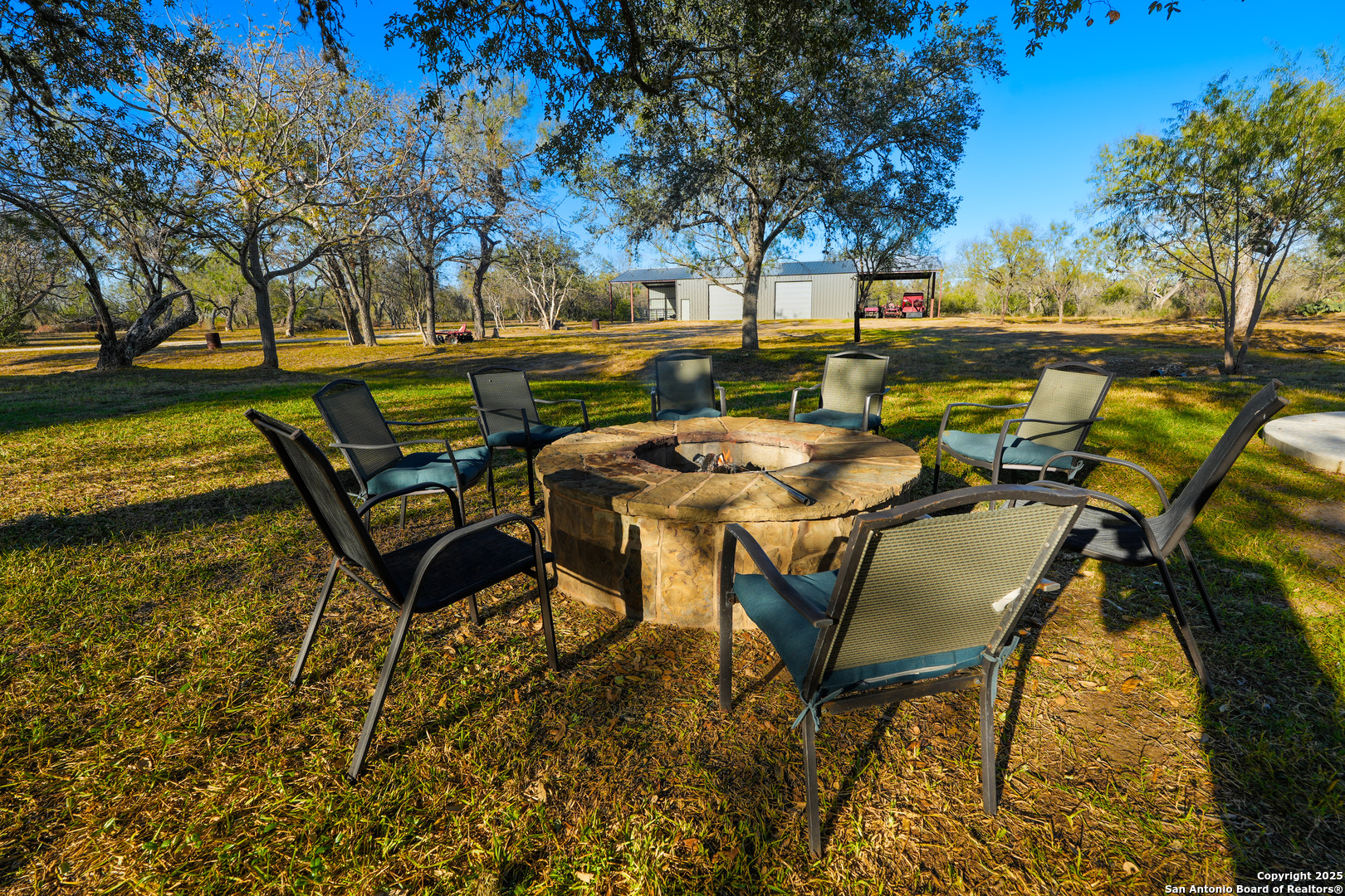 main property photo 6