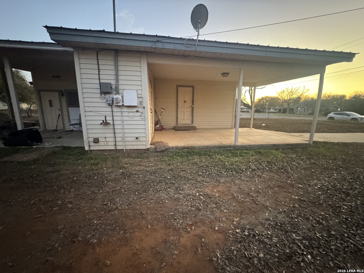 main property photo 18