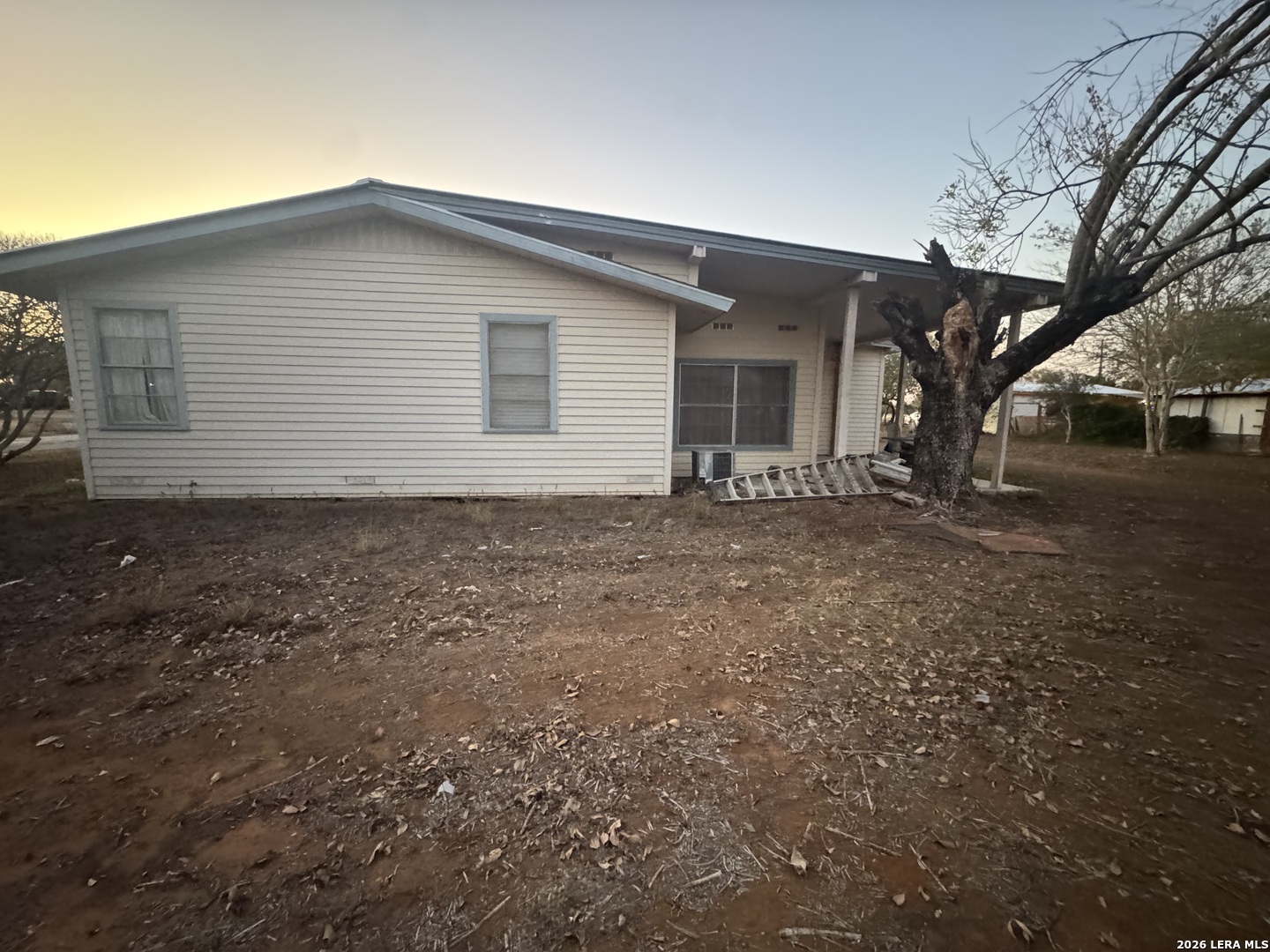 main property photo 21