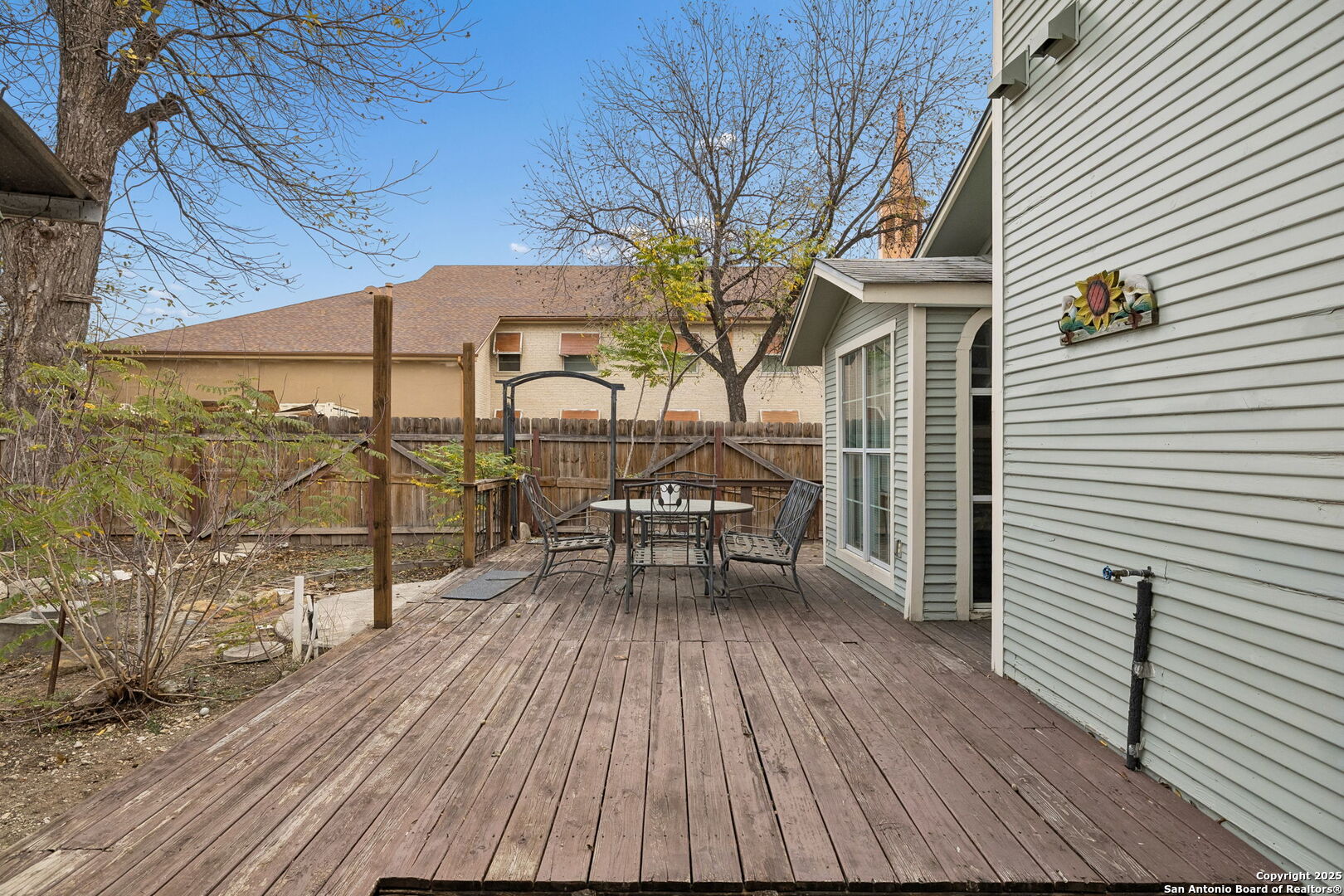 main property photo 22