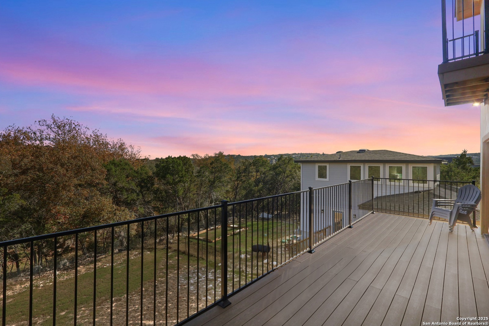 main property photo 15
