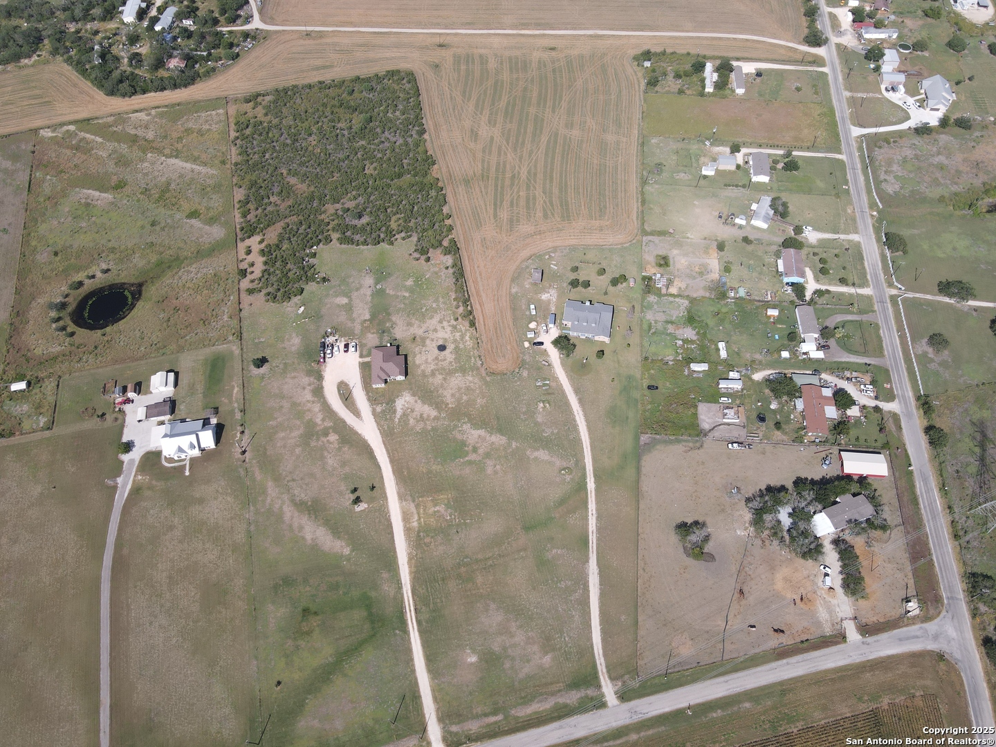 main property photo 43