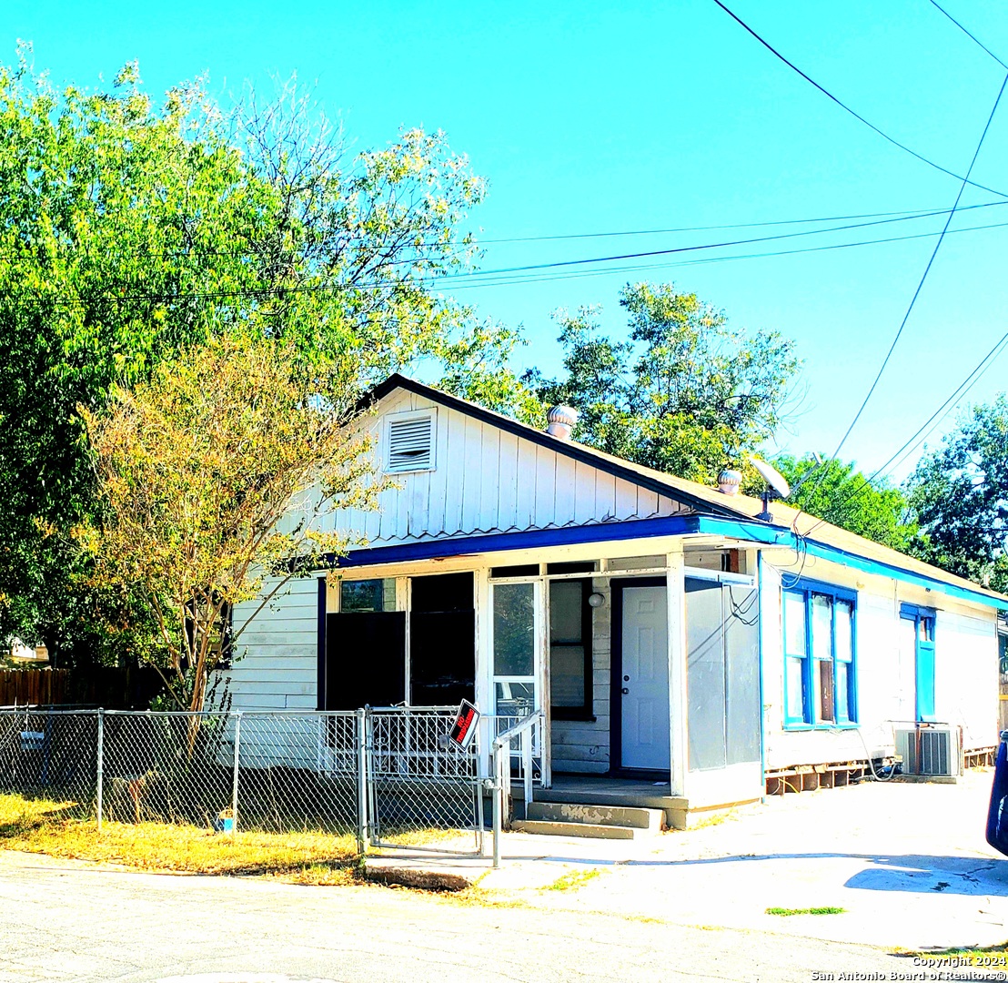main property photo 0