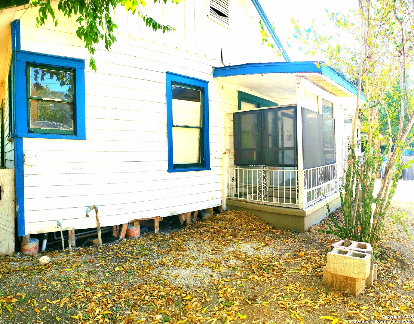 property viewer photo 14