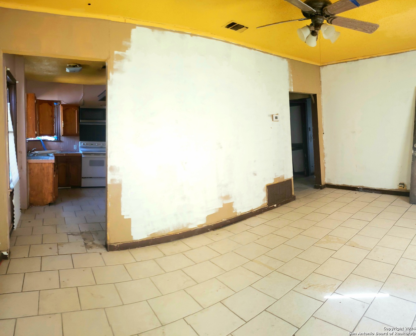 property viewer photo 4
