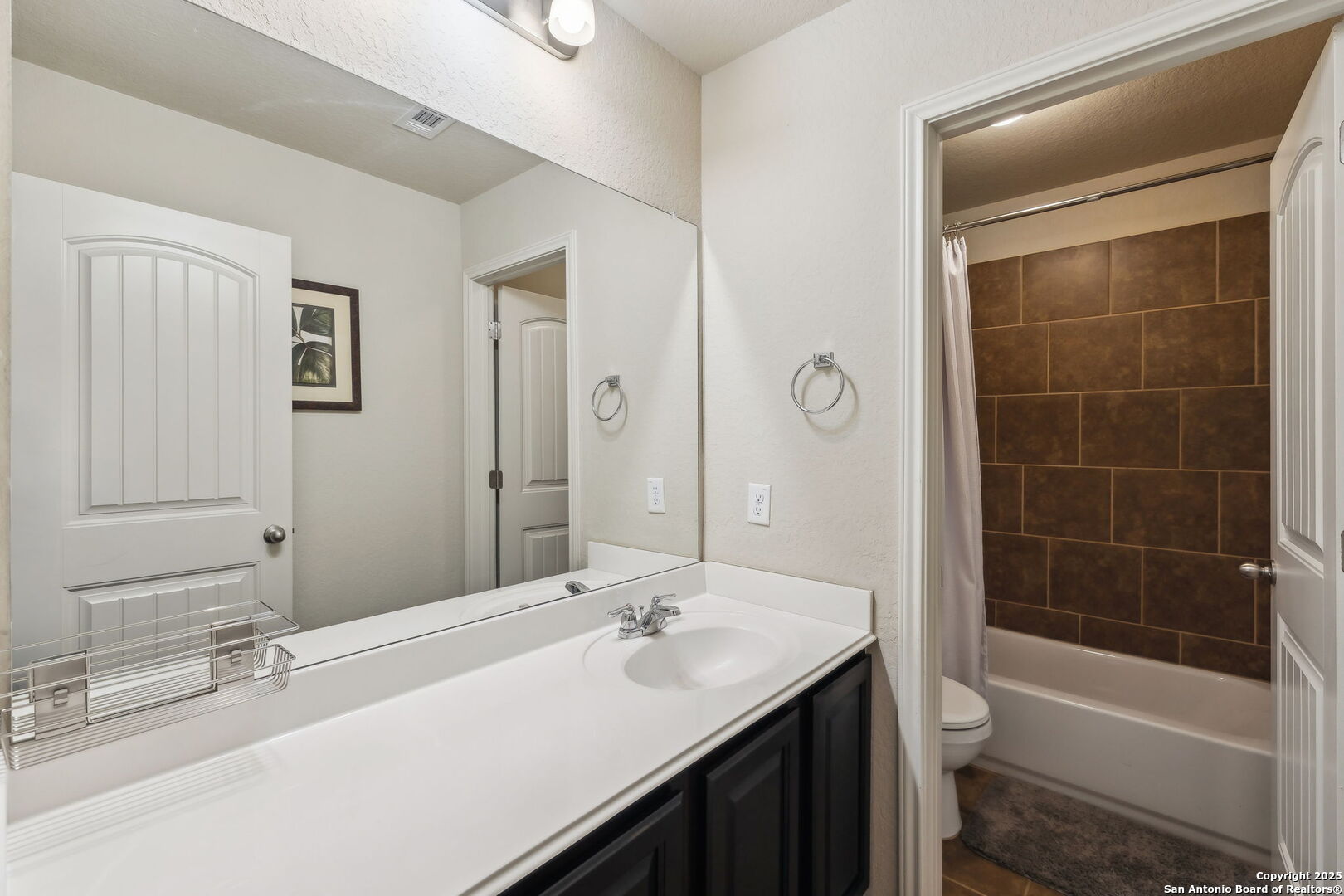 property viewer photo 33