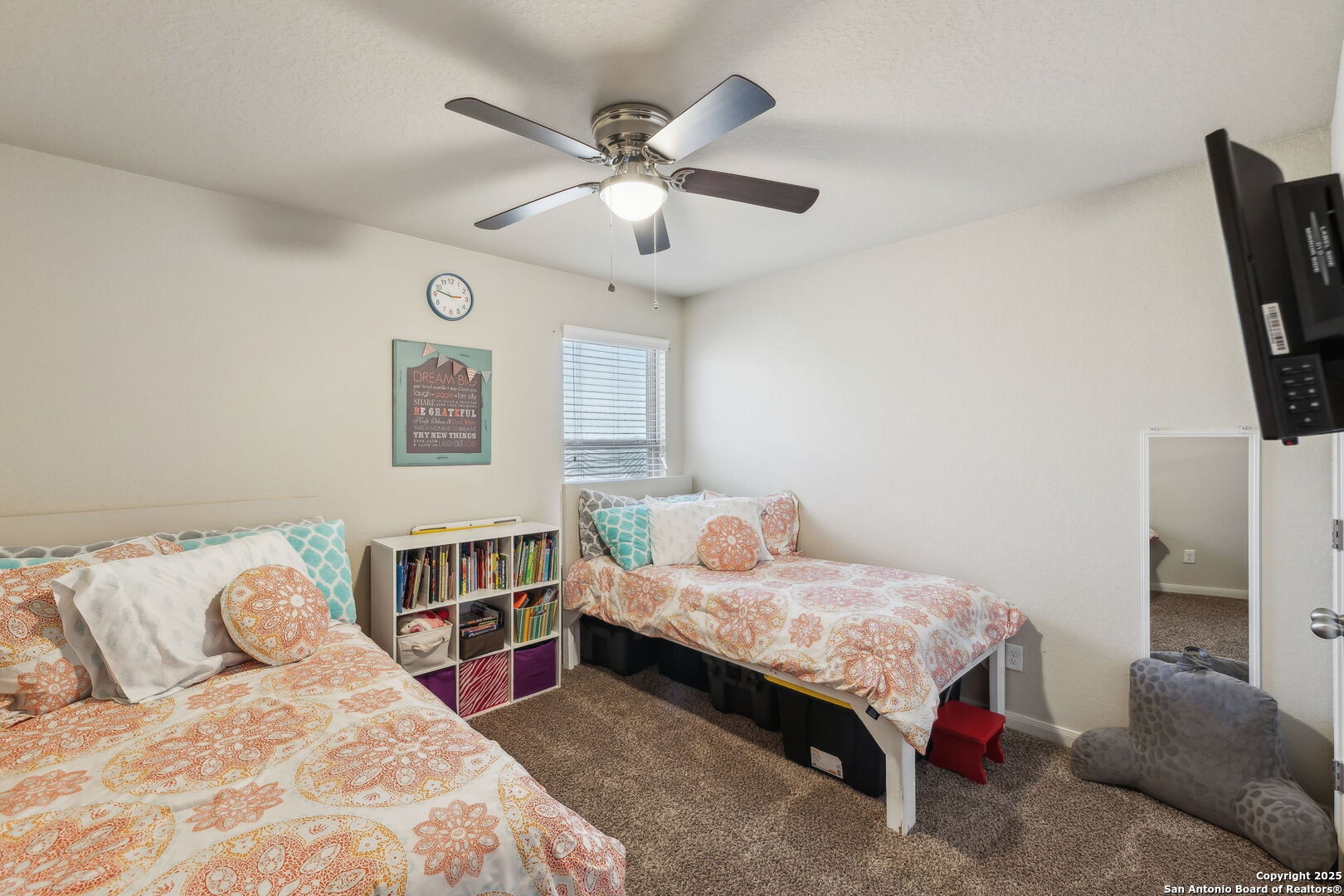 property viewer photo 34