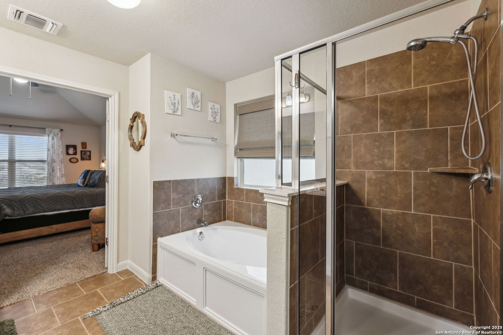 property viewer photo 39