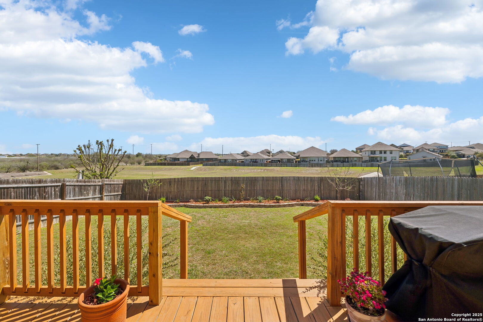 property viewer photo 45