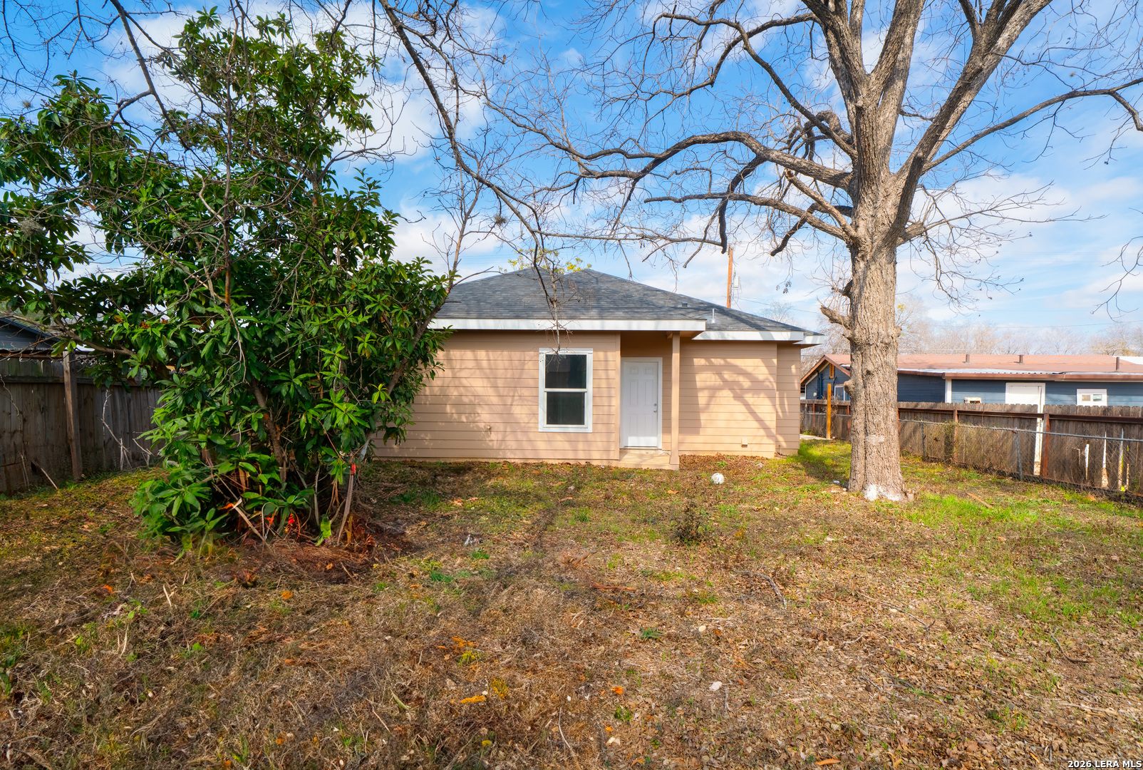 property viewer photo 14
