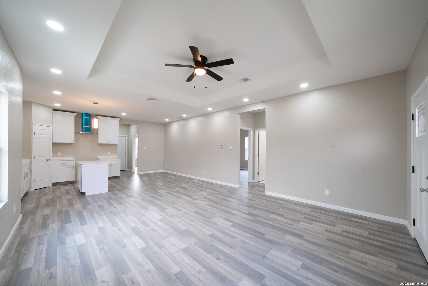 property viewer photo 27
