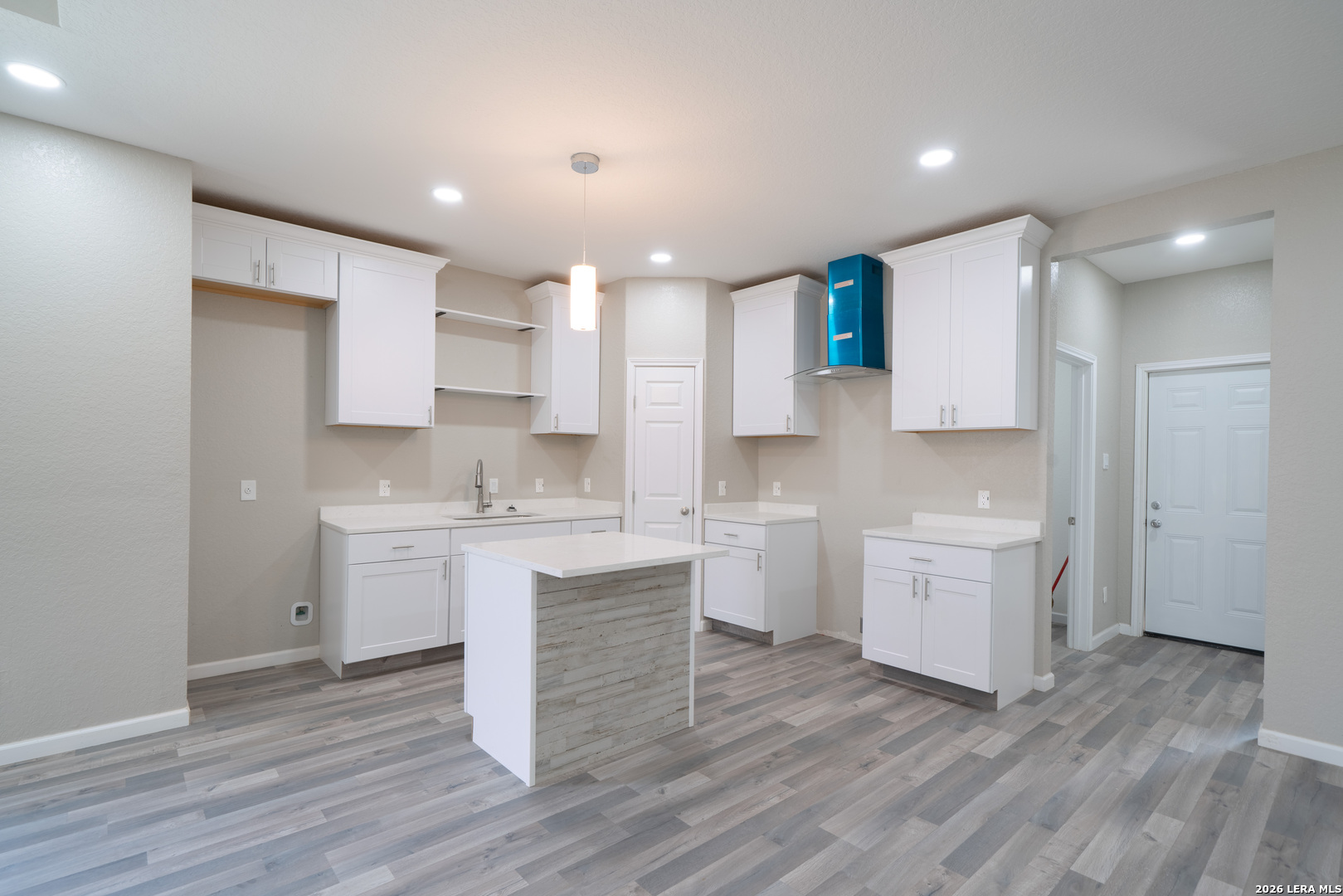 property viewer photo 32