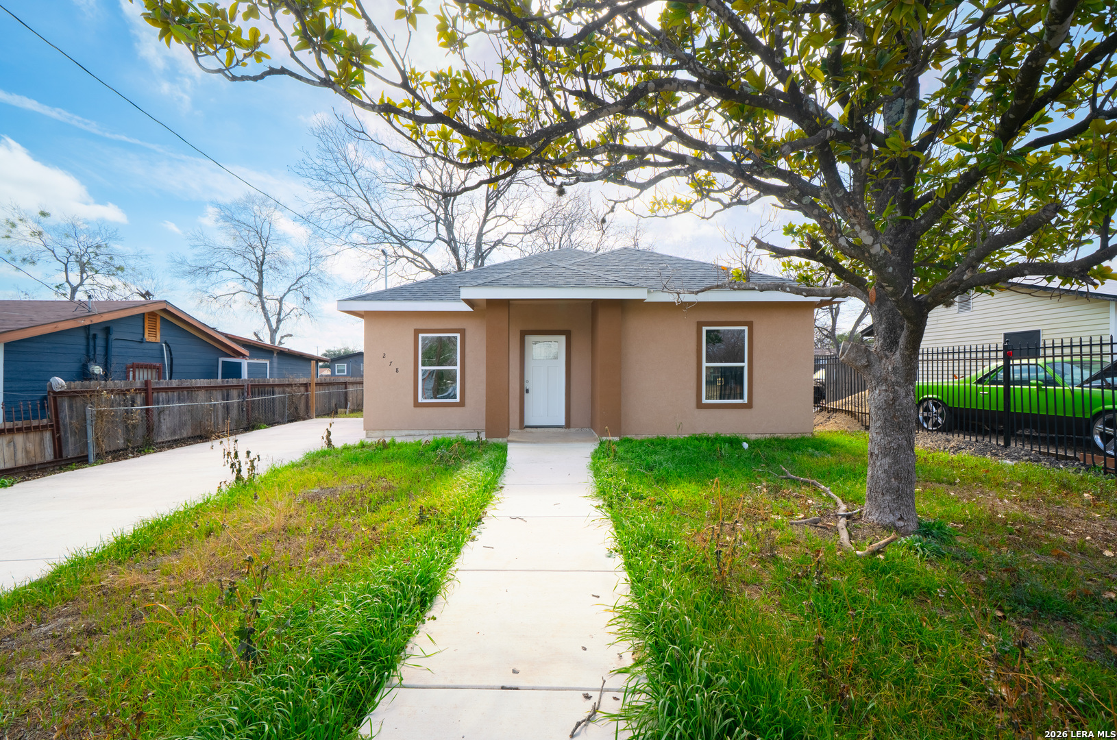 property viewer photo 8