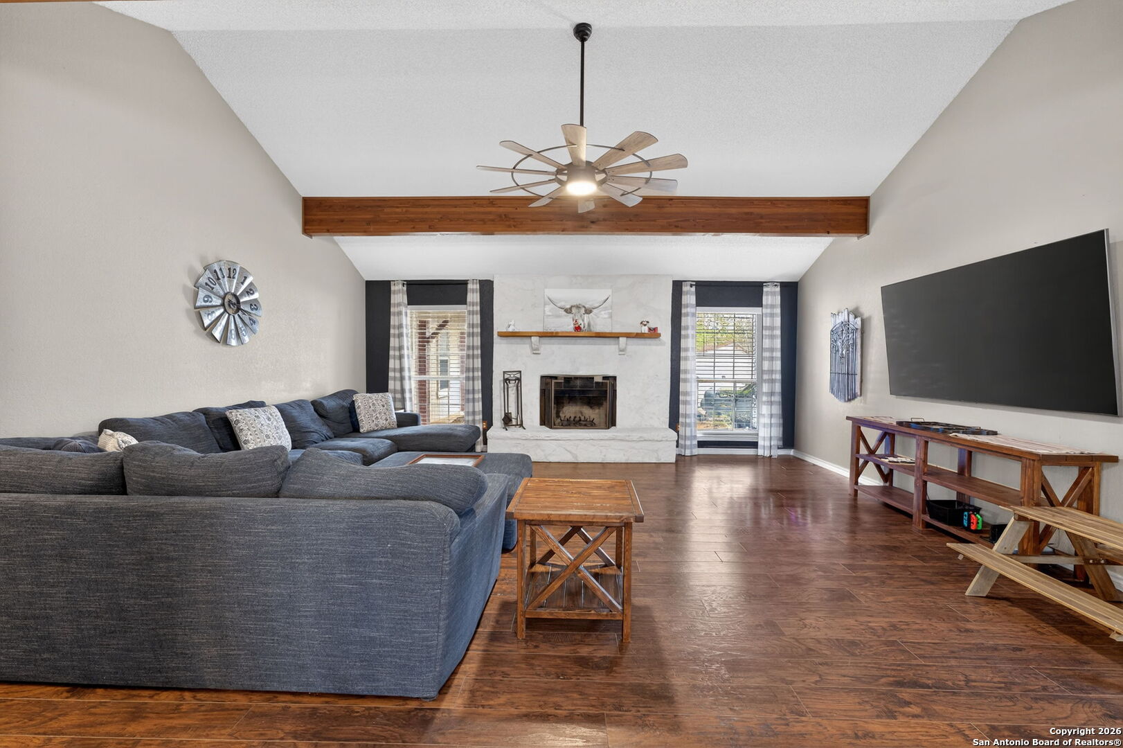 property viewer photo 11