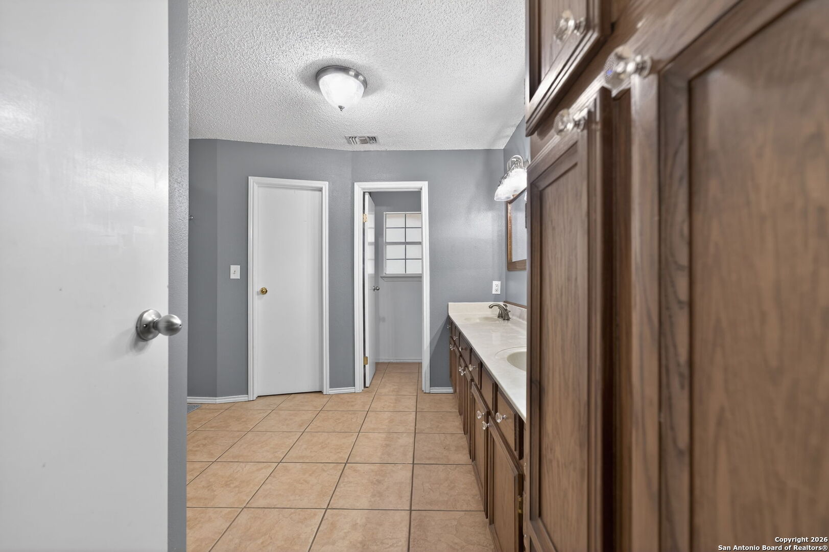 property viewer photo 22