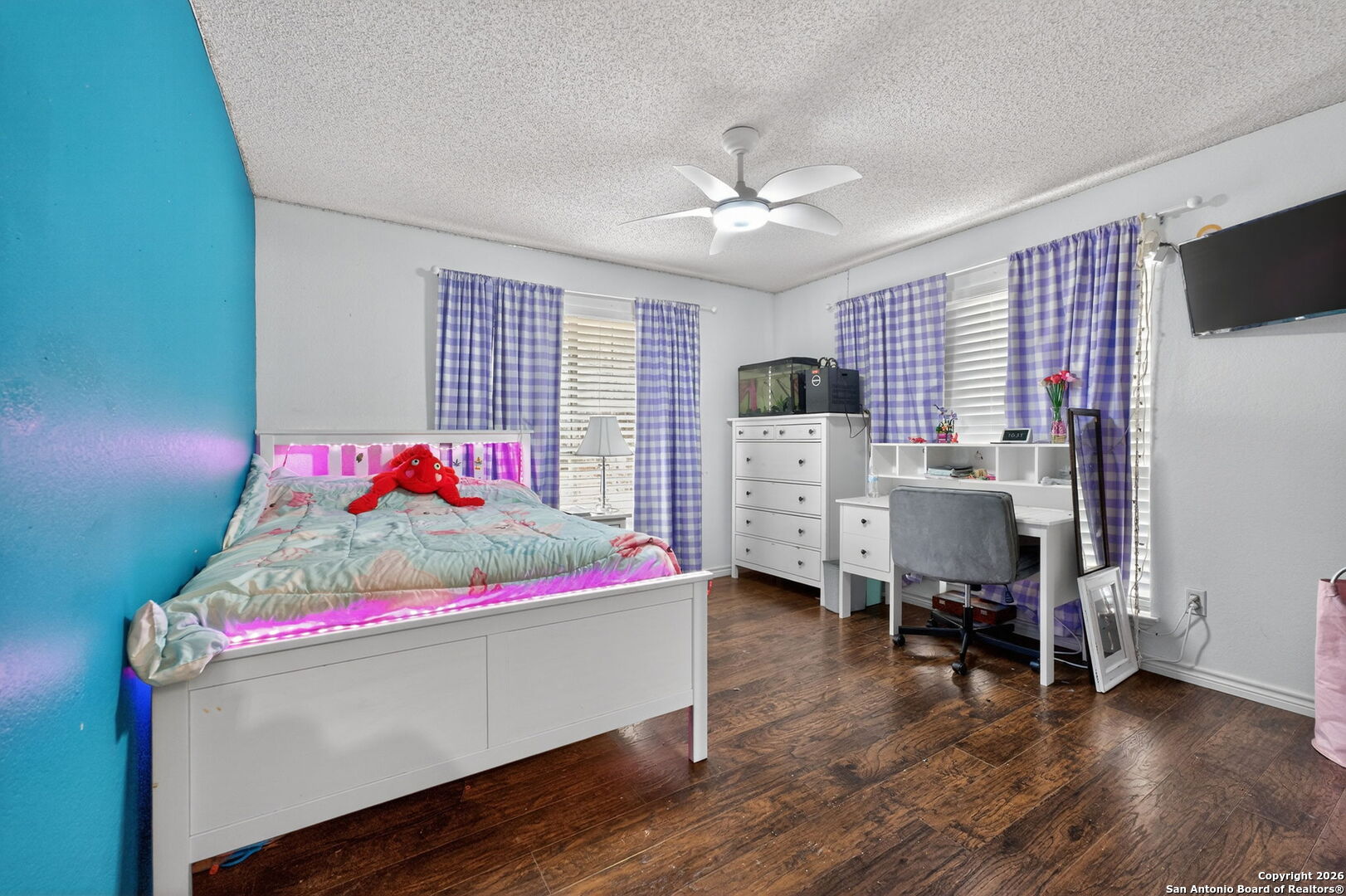 property viewer photo 26