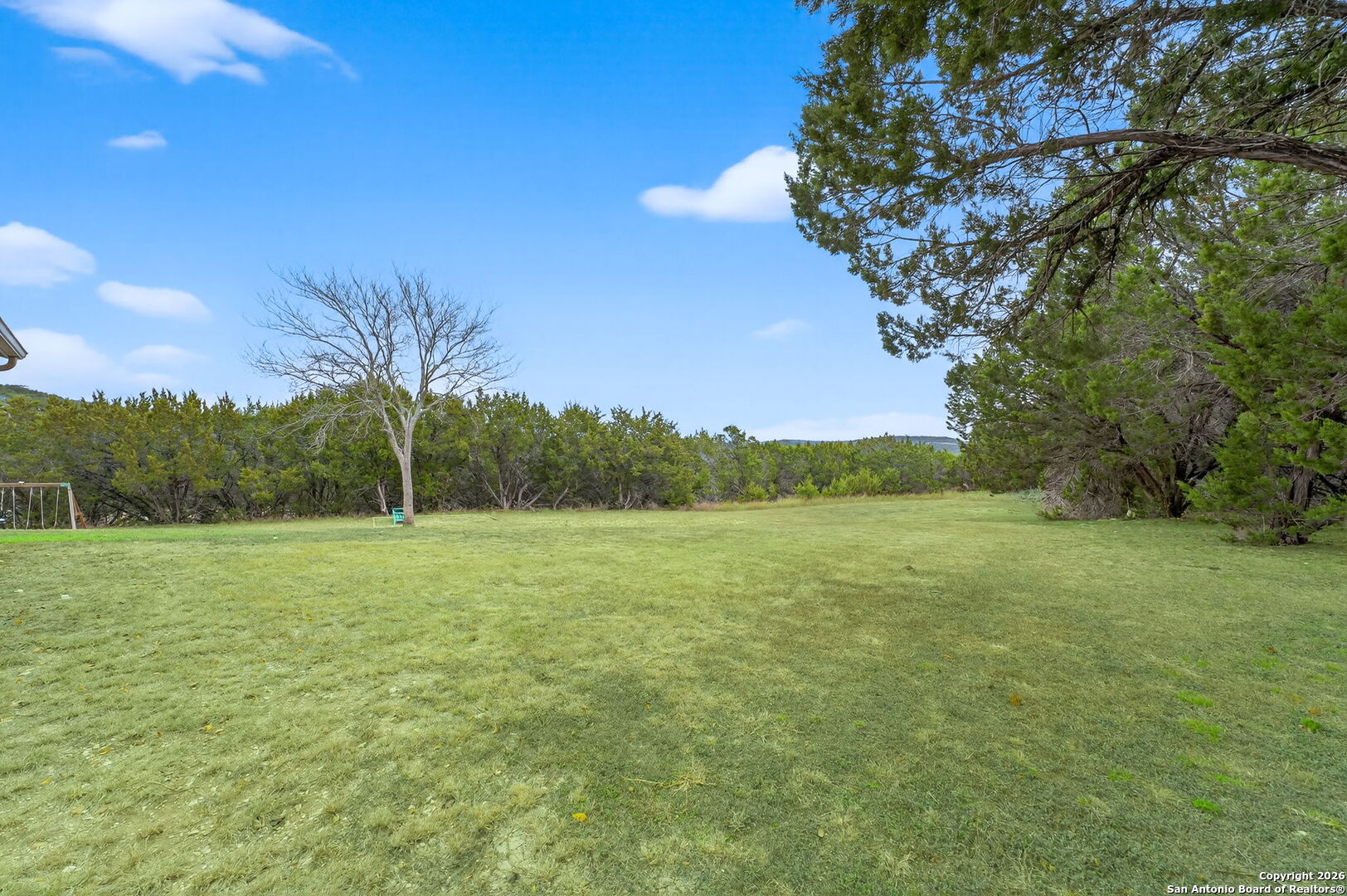 property viewer photo 36